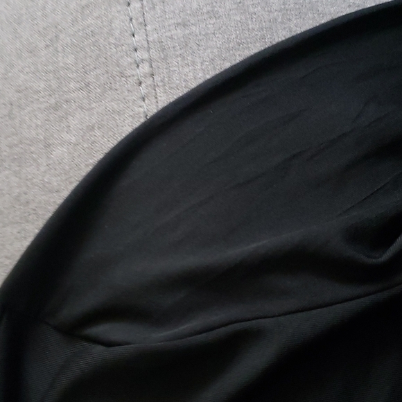 AtZ California womens long black shirt top blouse size medium rounded cr… - Picture 6 of 7